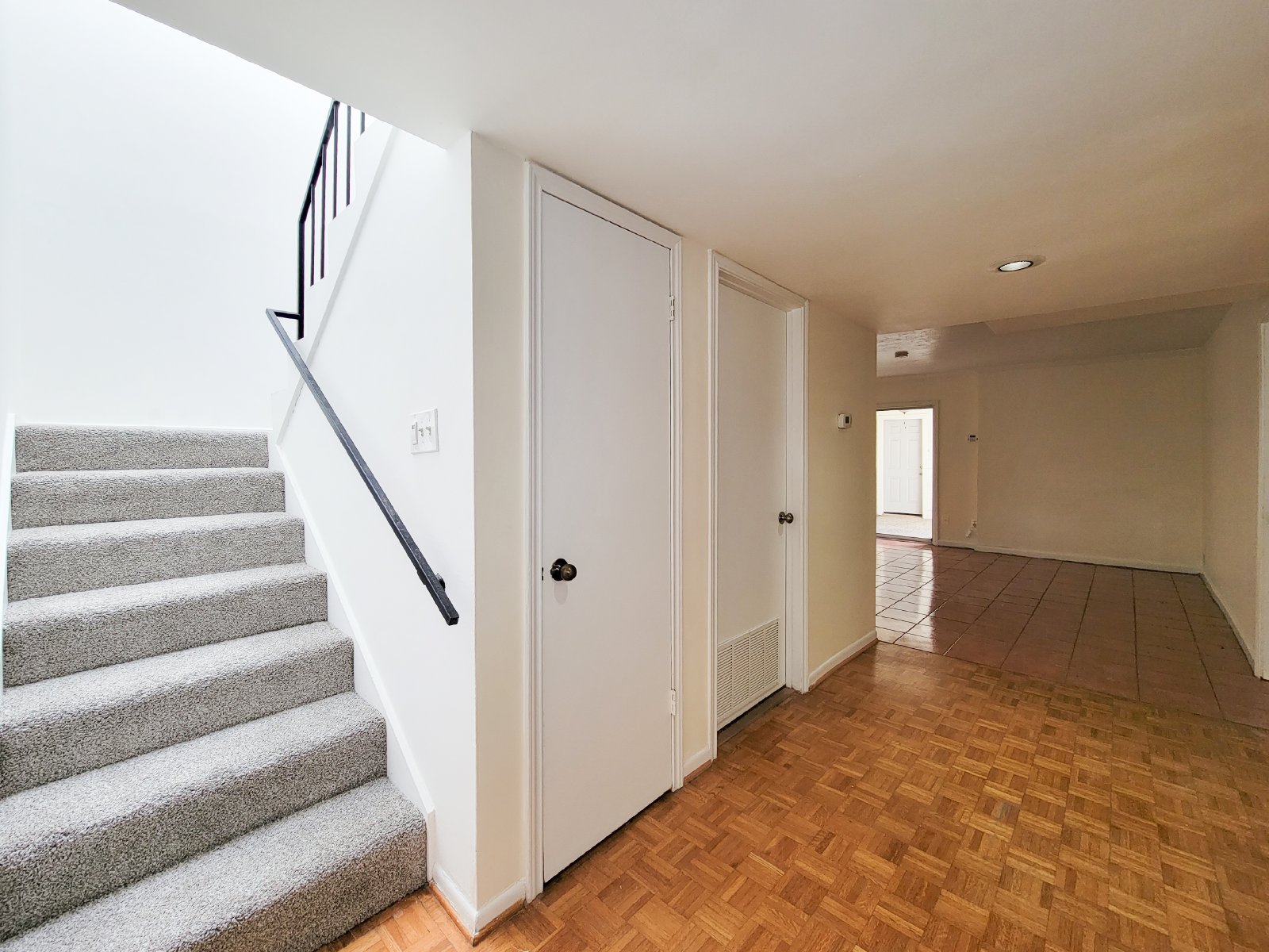 3 Bed Townhome for Rent in Houston TX 77098 – Upper Kirby property image