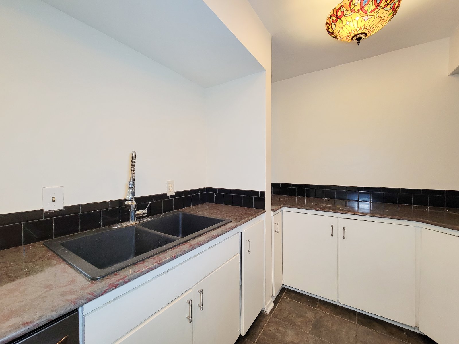 3 Bed Townhome for Rent in Houston TX 77098 – Upper Kirby property image