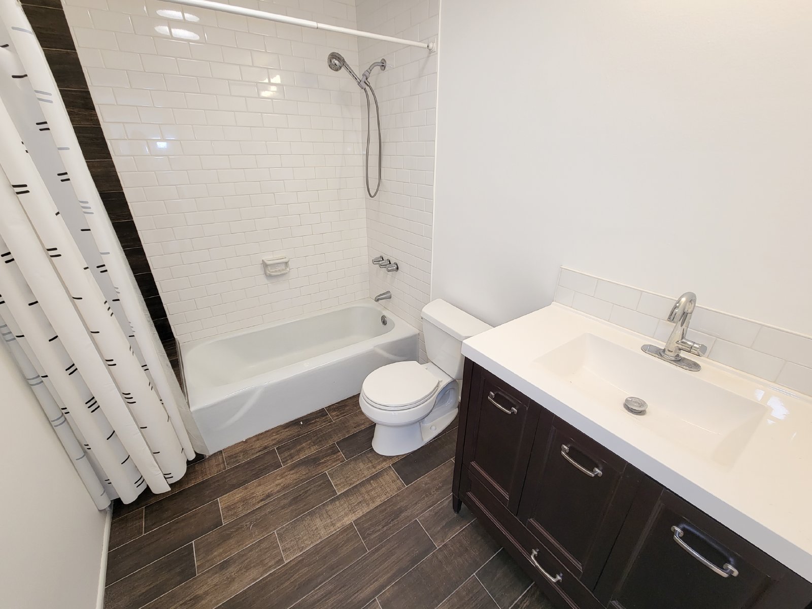 3 Bed Townhome for Rent in Houston TX 77098 – Upper Kirby property image