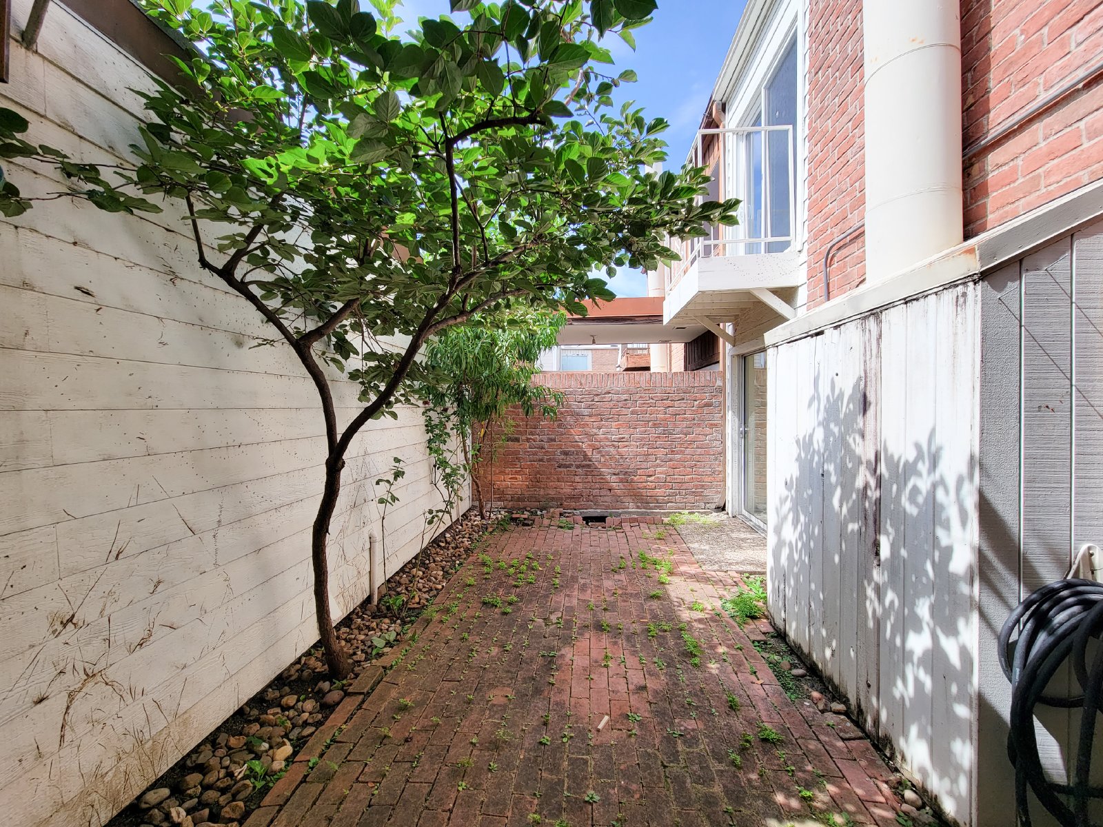 3 Bed Townhome for Rent in Houston TX 77098 – Upper Kirby property image