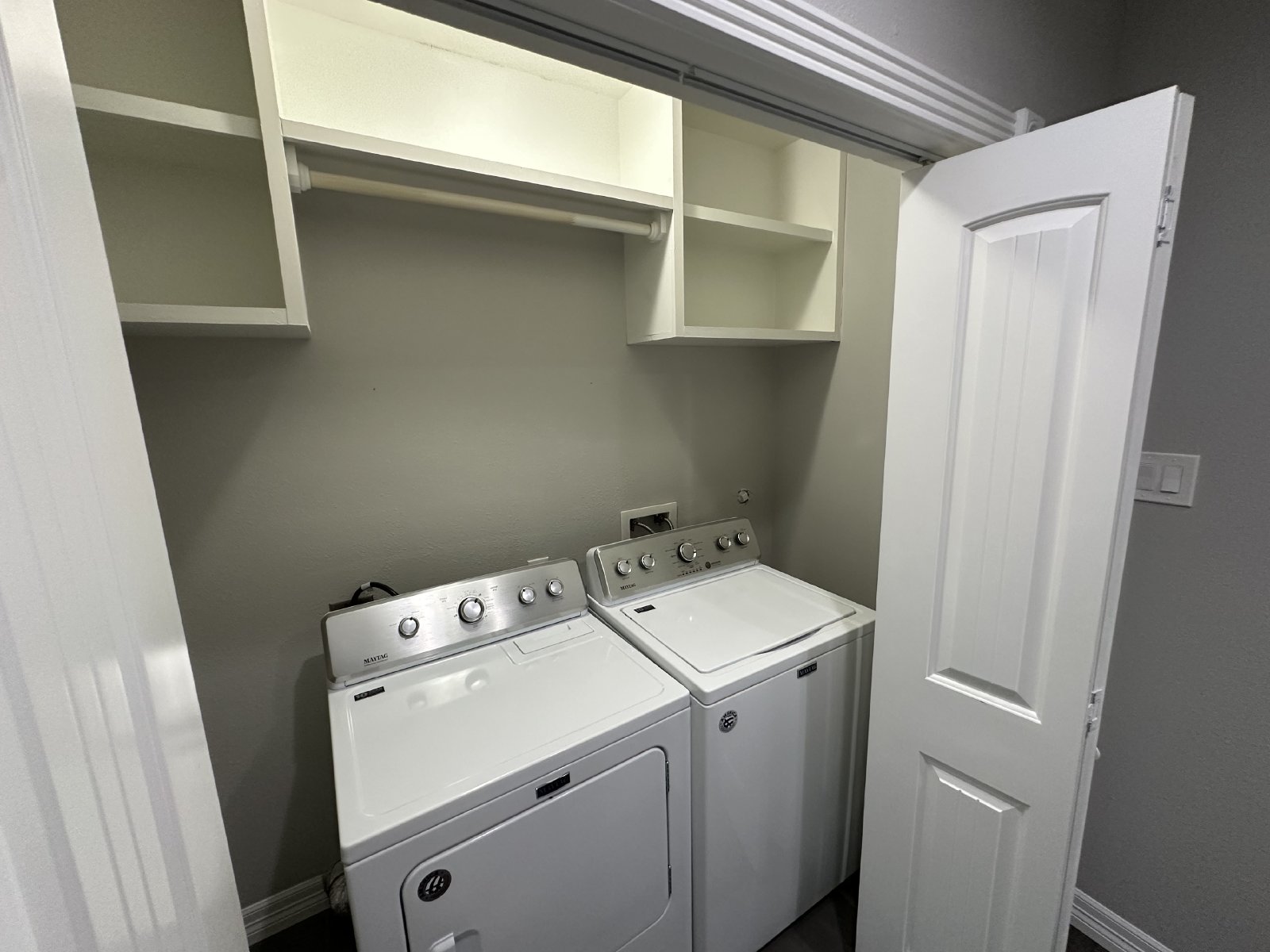 3 Bed Craftsman Bungalow for Rent in Houston TX 77009 – Brooke Smith property image