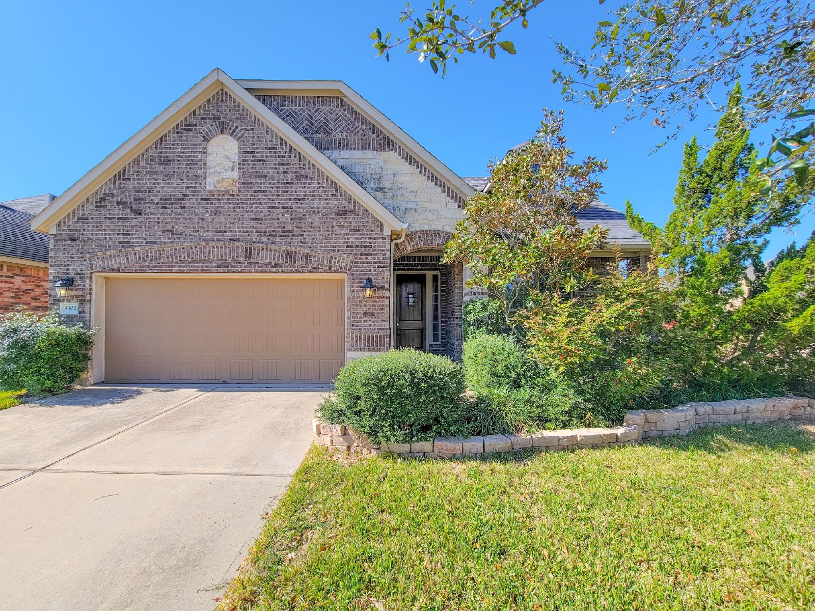 3 Bed Single-Family Home for Rent in Fulshear TX 77441 – Churchill Farms Sec 9 property image