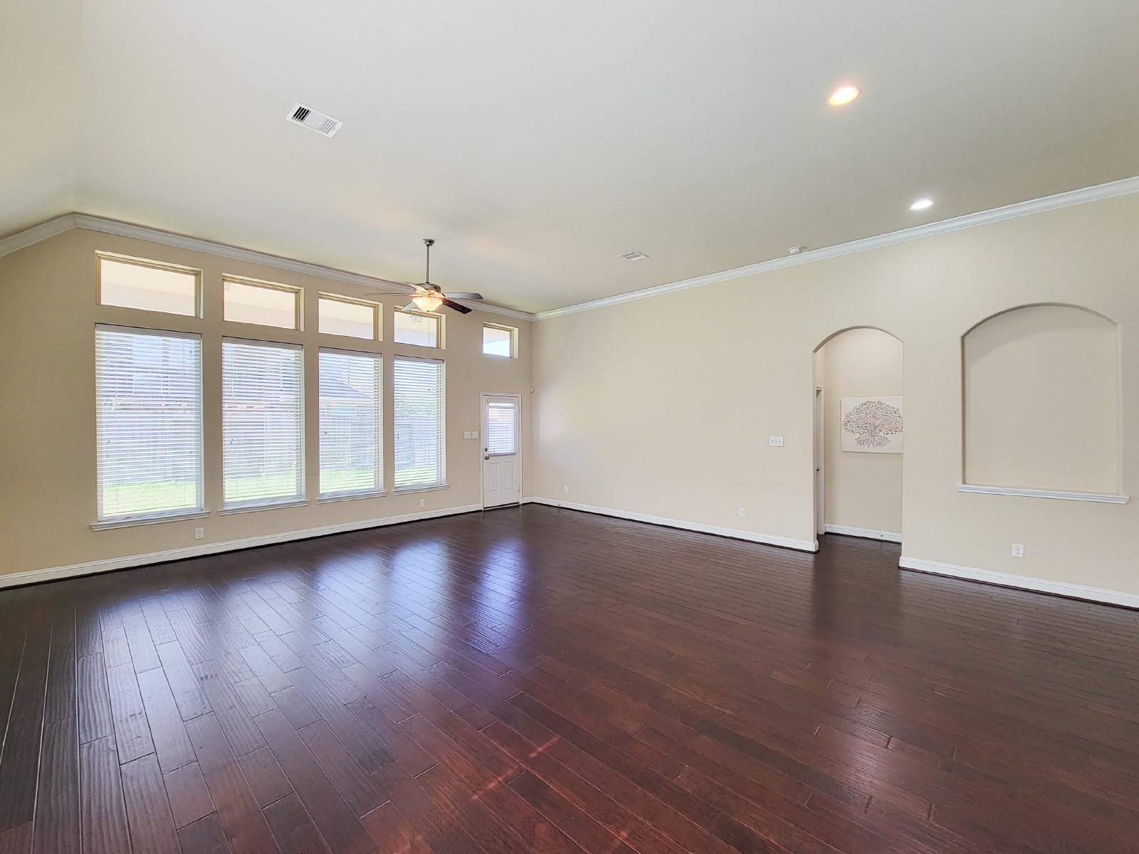 3 Bed Single-Family Home for Rent in Fulshear TX 77441 – Churchill Farms Sec 9 property image