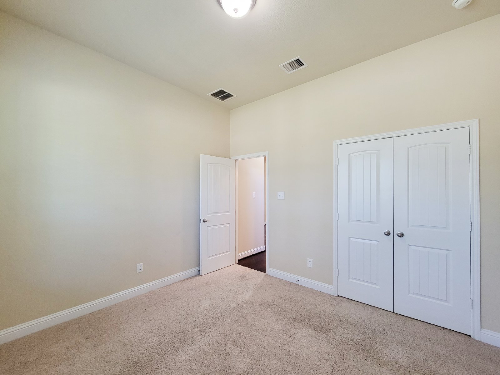 3 Bed Single-Family Home for Rent in Fulshear TX 77441 – Churchill Farms Sec 9 property image