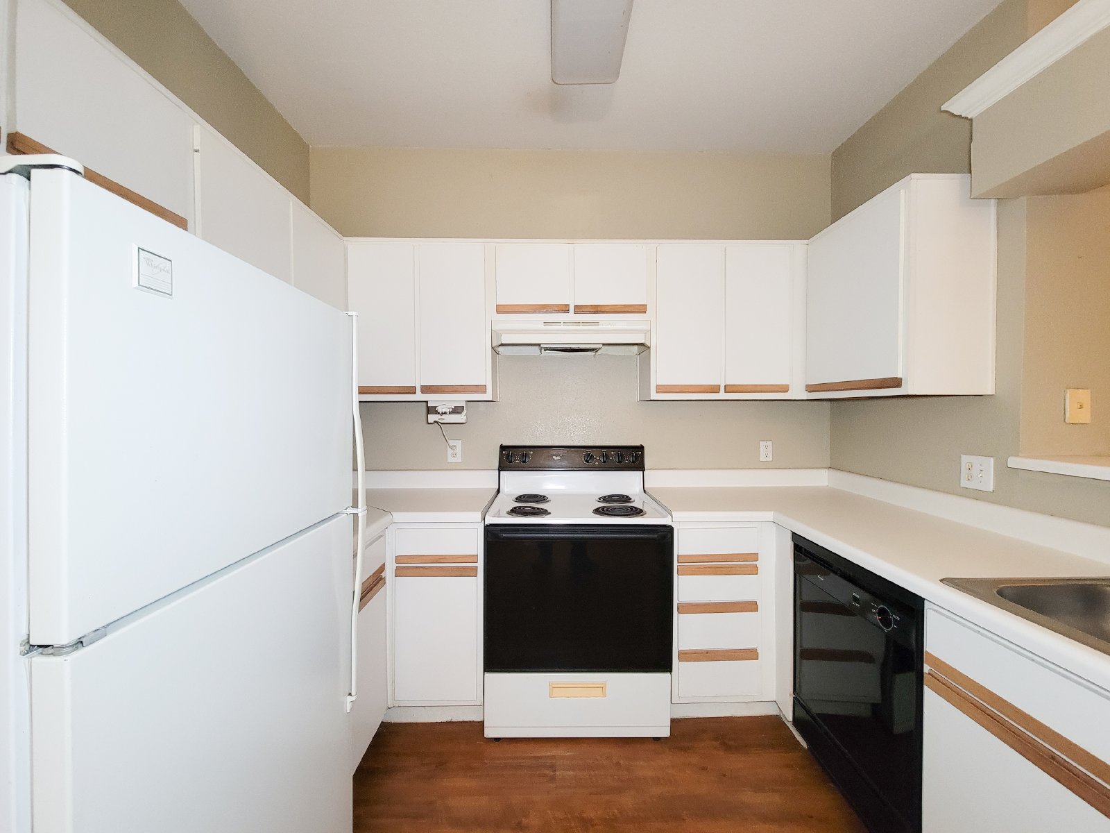 2 Bed Condo for Rent in Houston TX 77054 Near Medical Center + METRORail property image