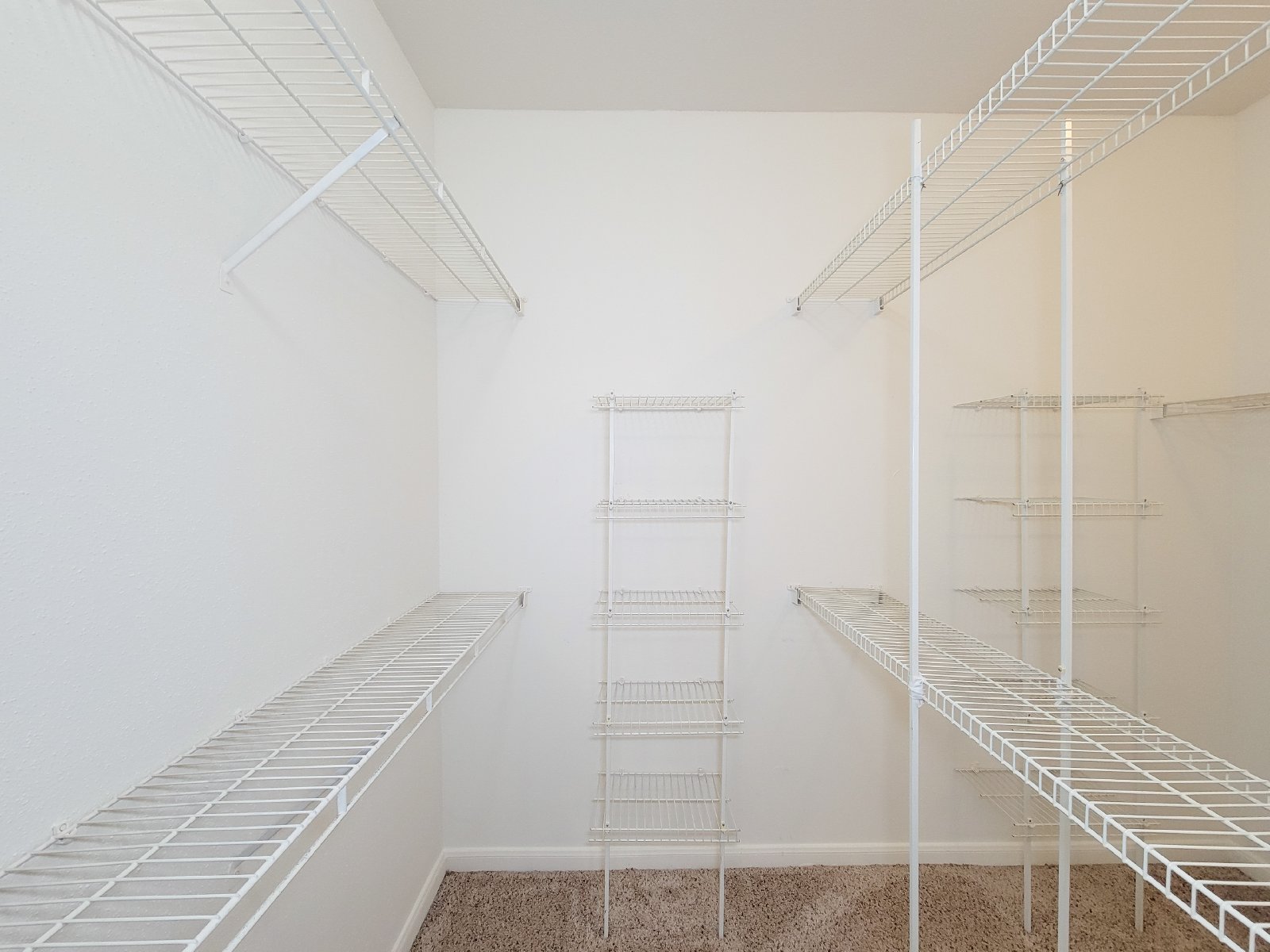 2 Bed Condo for Rent in Houston TX 77054 Near Medical Center + METRORail property image