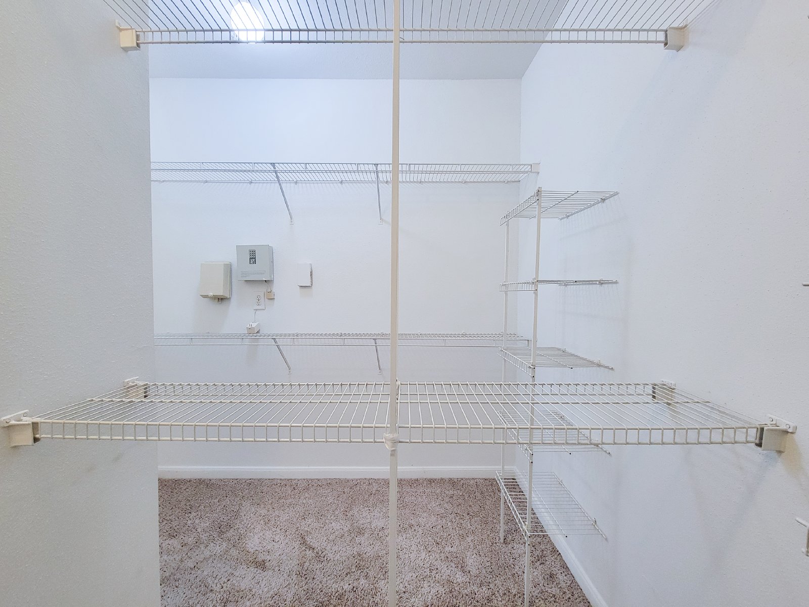 2 Bed Condo for Rent in Houston TX 77054 Near Medical Center + METRORail property image