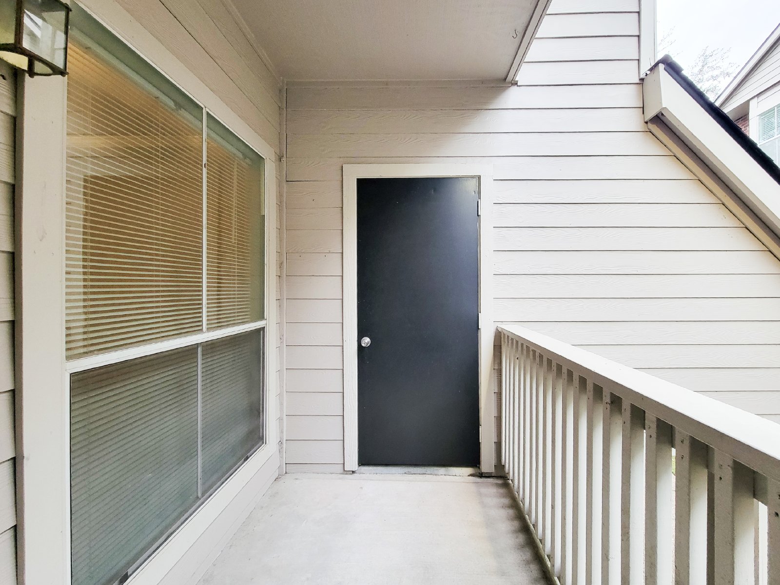 2 Bed Condo for Rent in Houston TX 77054 Near Medical Center + METRORail property image