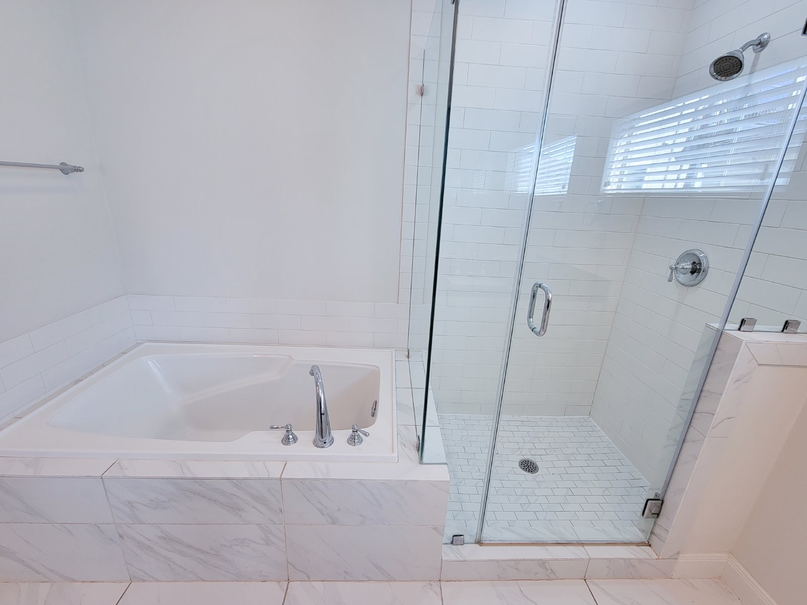 3-Bed, 3.5-Bath Home for Rent in Houston 77021 – Private Museum District Enclave property image