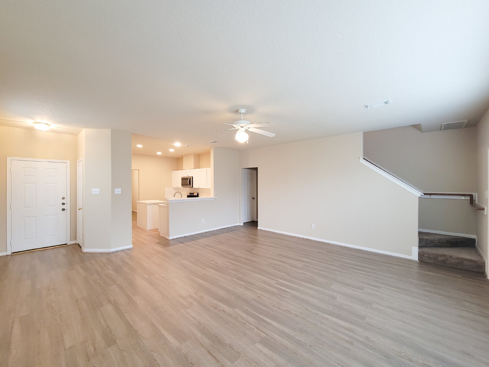 4 Bedroom Home for Rent in 77084 – Lake Ridge Subdivision property image