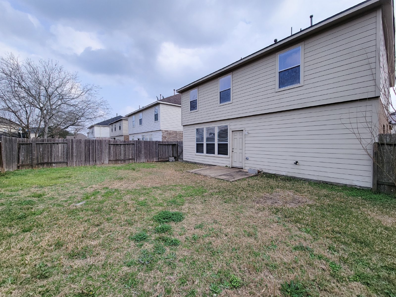 4 Bedroom Home for Rent in 77084 – Lake Ridge Subdivision property image