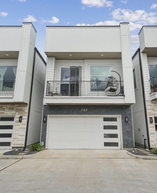 3-Bed Home for Rent in Independence Heights – Houston TX 77022 property image