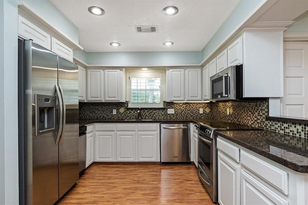 4-Bed Single-Family Home for Rent in Sugar Land 77479 – Riverstone Community property image