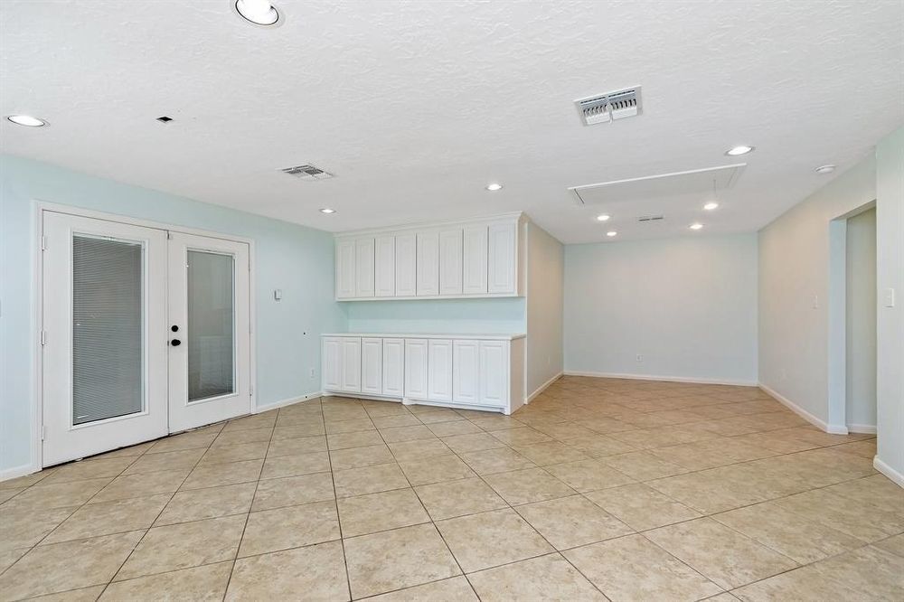 4-Bed Single-Family Home for Rent in Sugar Land 77479 – Riverstone Community property image