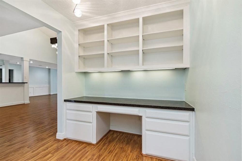 4-Bed Single-Family Home for Rent in Sugar Land 77479 – Riverstone Community property image