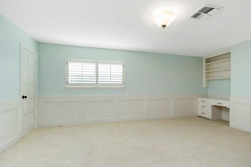 4-Bed Single-Family Home for Rent in Sugar Land 77479 – Riverstone Community property image