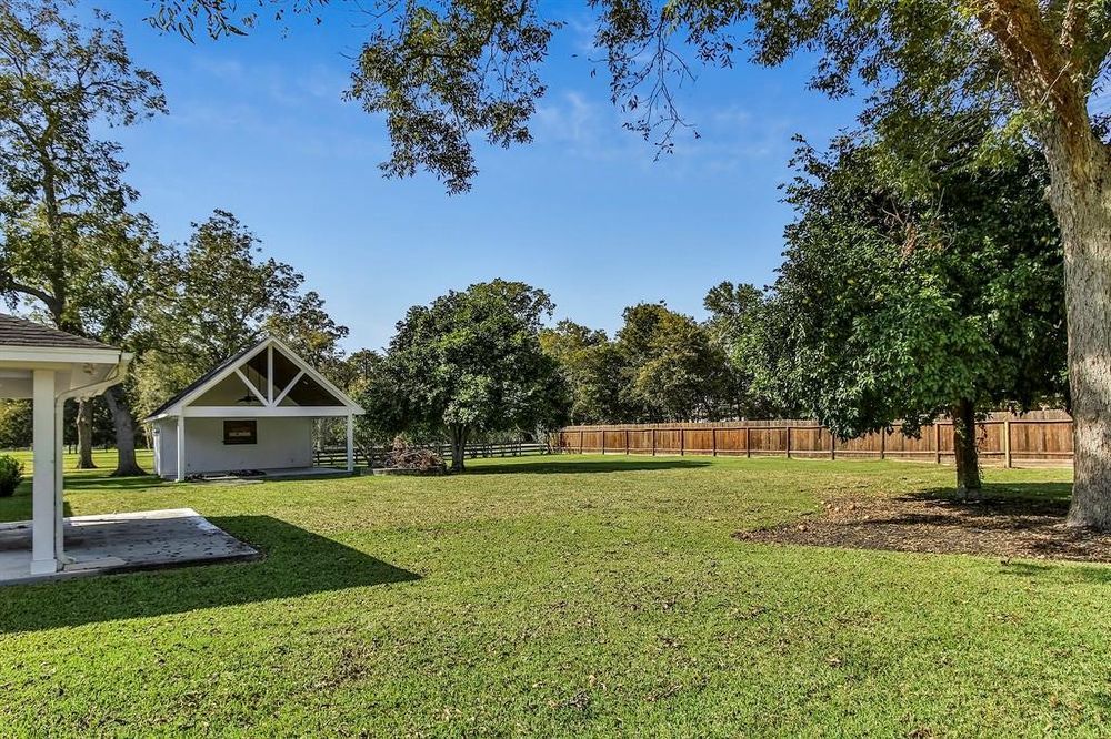 4-Bed Single-Family Home for Rent in Sugar Land 77479 – Riverstone Community property image